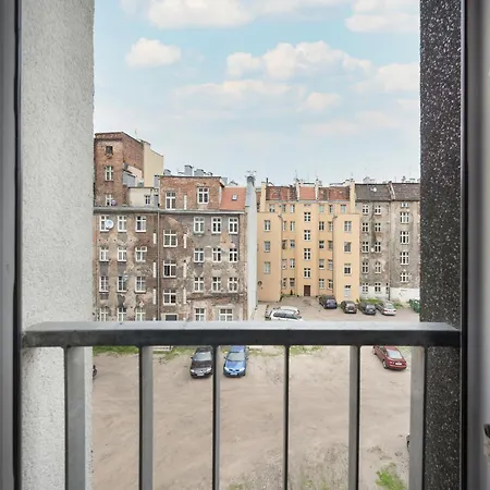 Apartment Cozy Studio In Near Old Town By Renters Breslau